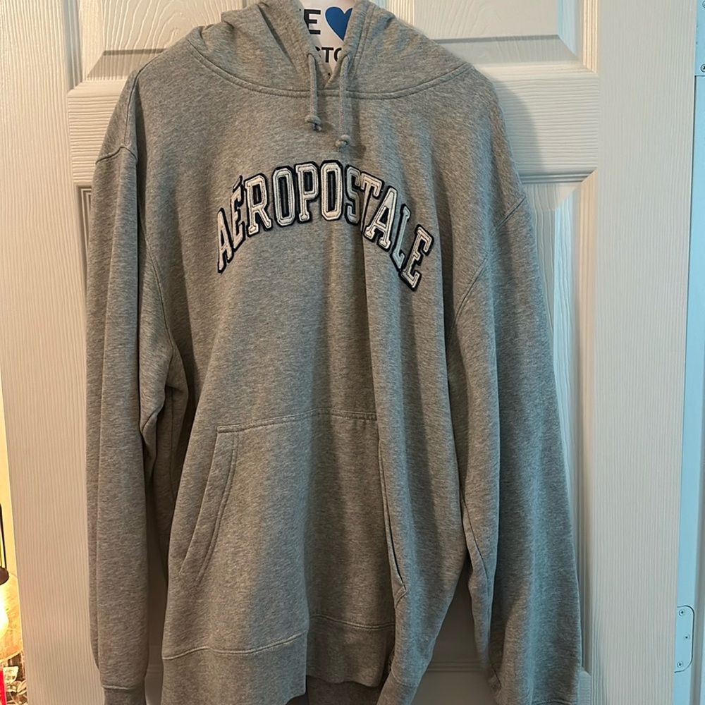Men’s Aeropostale Hoodie 🩶🤍